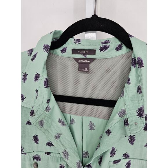 Eddie Bauer Womens Sz XL Long Sleeve Button Up Nylon Shirt Mint Pinecone Print - Picture 2 of 3